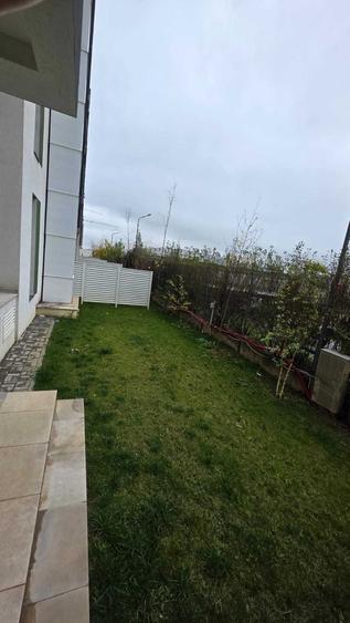 Apartament cu 2 camere semidecomandat în Militari