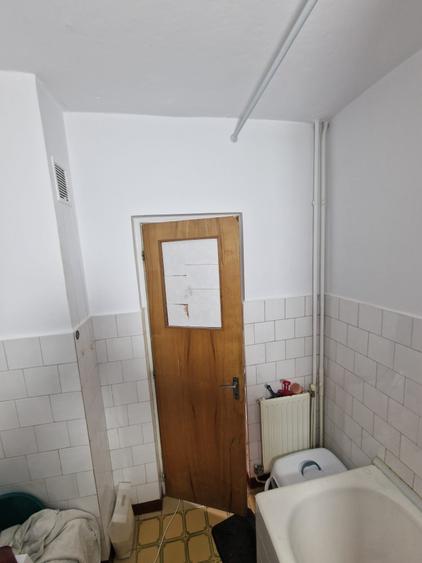 Apartament cu 2 camere decomandat în Hala Centrală
