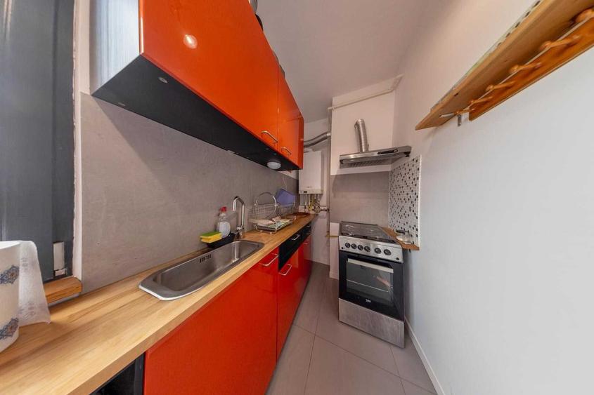 Apartament cu 2 camere decomandat în Central