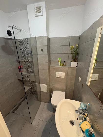 Apartament cu 3 camere semidecomandat în Șelimbăr