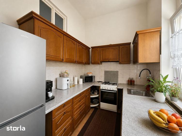 Casă cu 4 camere cu Teren 430 Mp în Decebal