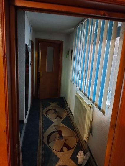 Casă cu 3 camere în Central