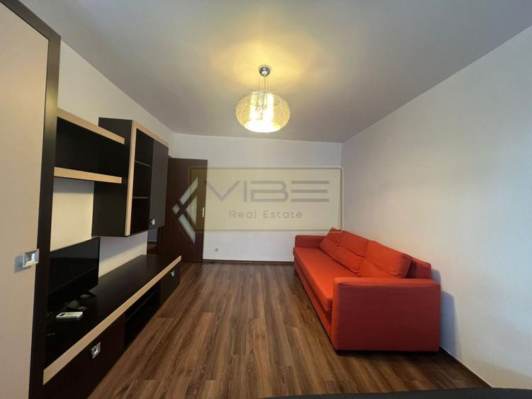 Apartament cu 2 camere decomandat, mobilat în Ultracentral