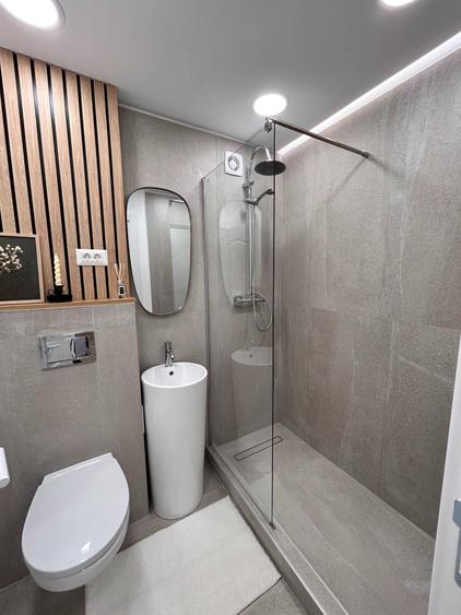 Apartament cu 2 camere decomandat în Drumul Taberei