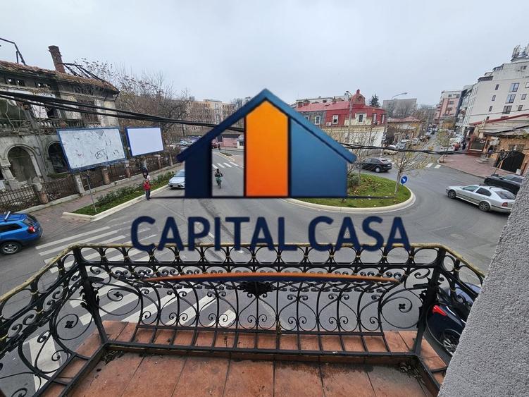 Spațiu comercial, de 300 mp, în Central