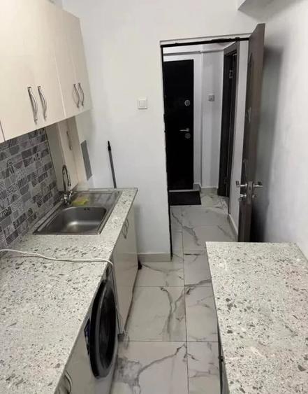 Apartament cu 2 camere semidecomandat în Domenii