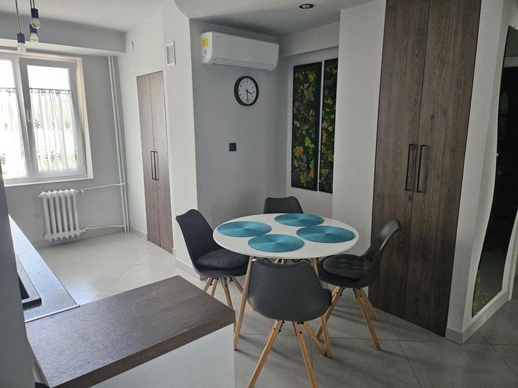 Apartament cu 3 camere decomandat în Dragoș Vodă