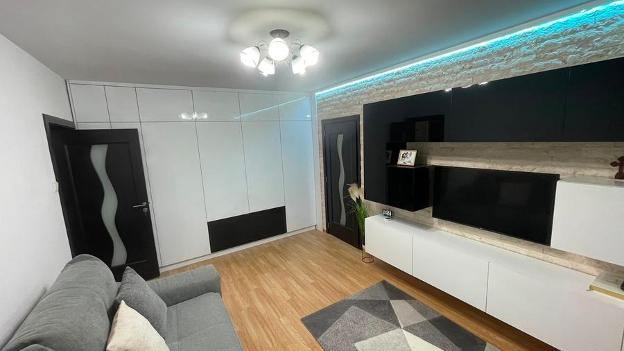 Apartament cu 2 camere semidecomandat în Drumul Taberei
