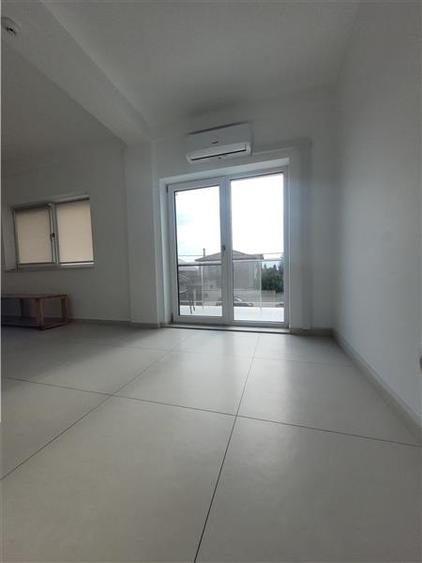 Spațiu comercial, de 18.75 mp, în Cumpăna