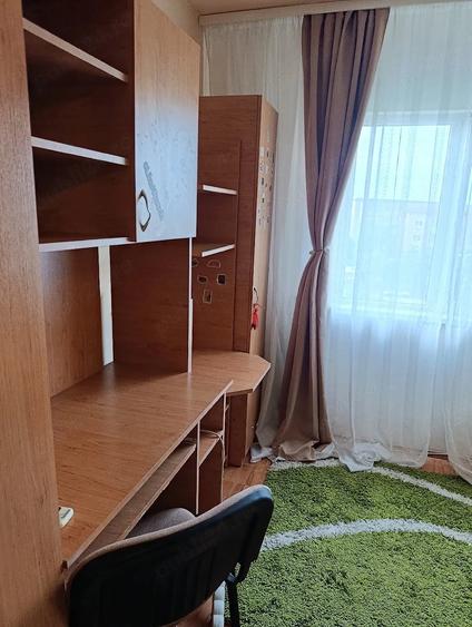 Garsonieră nedecomandată în Girocului