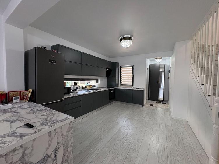 Duplex cu 3 camere cu Canalizare în Berceni
