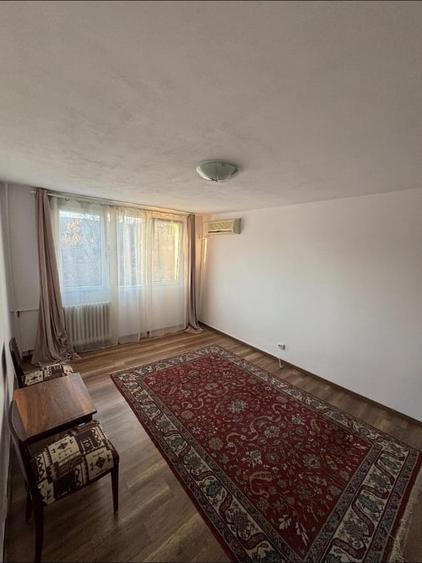 Apartament cu 3 camere decomandat în Militari