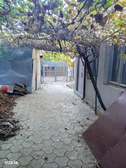Casă cu 3 camere cu Teren 100 Mp în Ultracentral