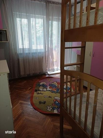 Apartament cu 3 camere în Cazasu