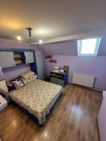 Apartament cu 3 camere decomandat în Plevnei