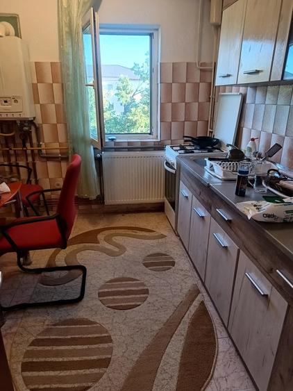 Apartament cu 2 camere decomandat în Traian