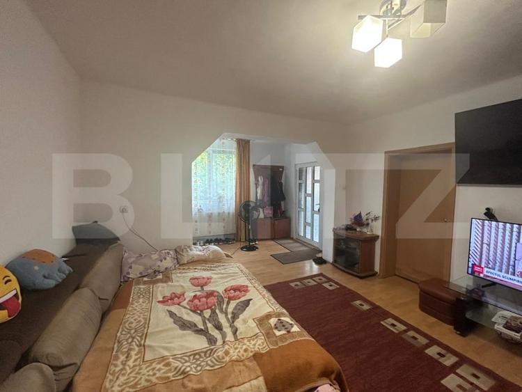 Apartament cu 2 camere decomandat, mobilat în Mărăști