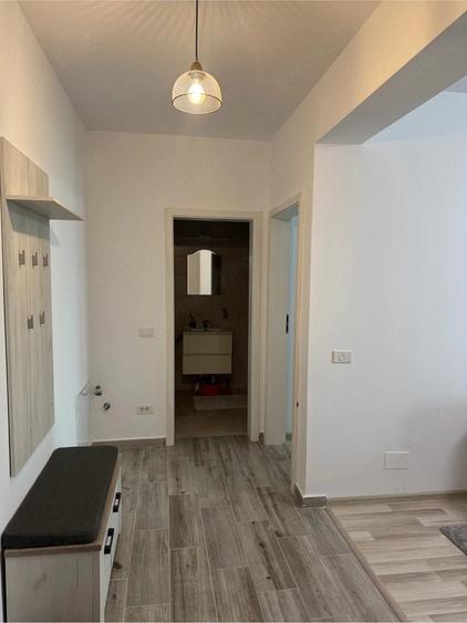 Apartament cu 2 camere decomandat în Titan
