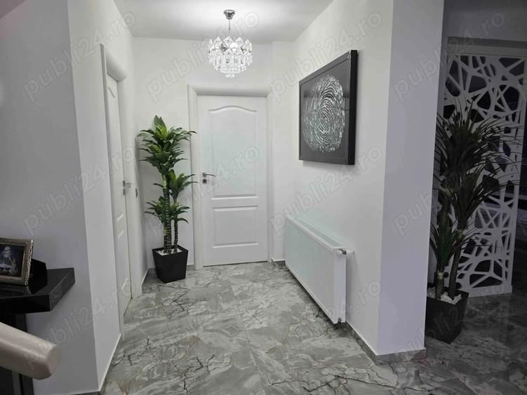Casă cu Teren 500 Mp în Central