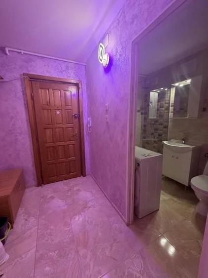 Garsoniera, etaj 1 - zona Lipovei, pozitie excelenta - 6