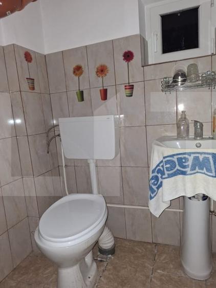 Spațiu comercial, de 29.370000839233 mp, în Central