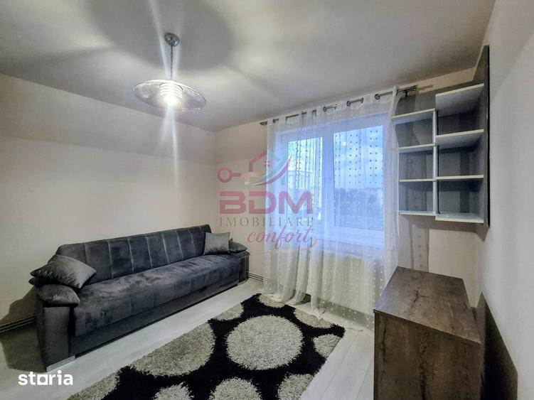 Apartament cu 2 camere semidecomandat în Micro 1
