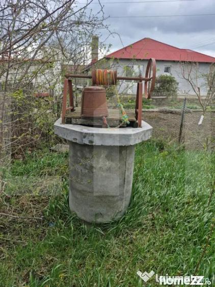 Casă cu 2 camere cu Teren 2700 Mp în Dorohoi