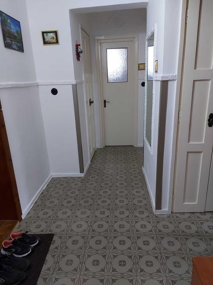Apartament cu 2 camere decomandat în Micro 5