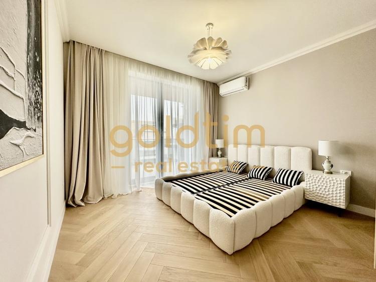 Apartament cu 4 camere decomandat, mobilat în Iancu Nicolae