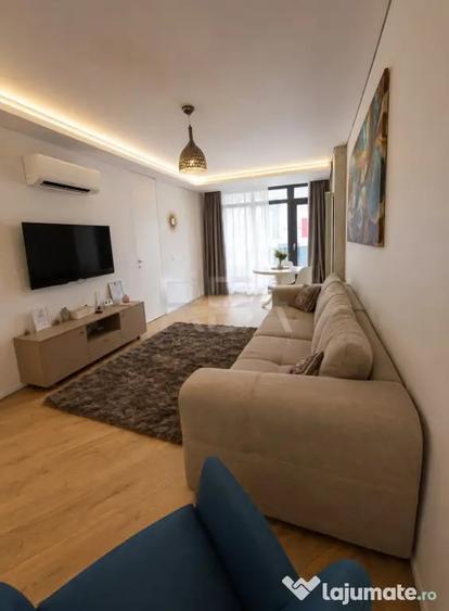 Apartament cu 2 camere decomandat în Floreasca