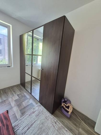Apartament cu 2 camere decomandat în Berceni