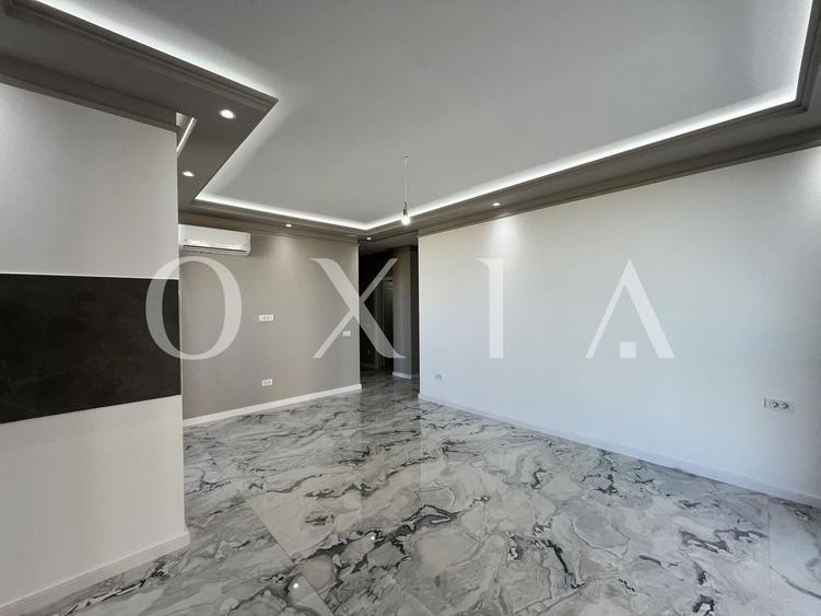 Apartament cu 3 camere semidecomandat în Torontalului