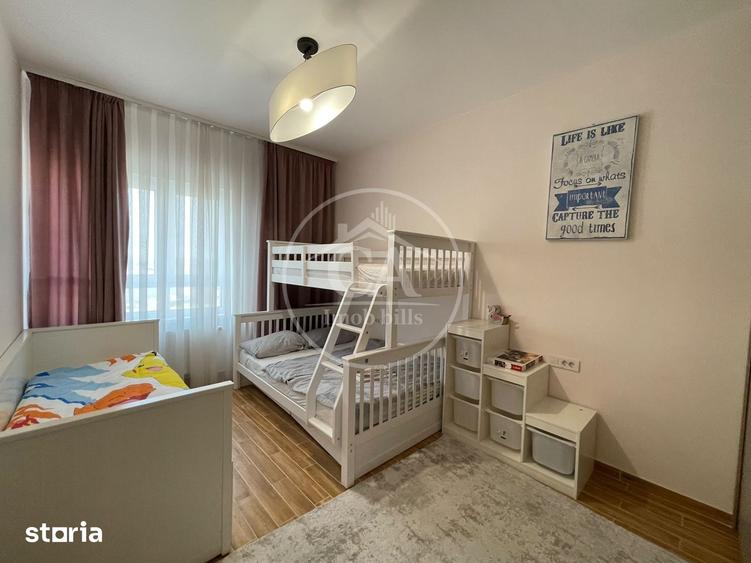 Apartament cu 3 camere decomandat în Salca