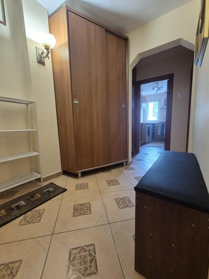 Apartament cu 3 camere circular în Drumul Taberei