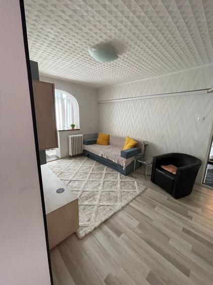 Apartament cu 2 camere semidecomandat în Herăstrău