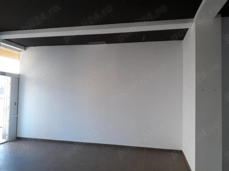 Spațiu comercial, de 60 mp, în Abator