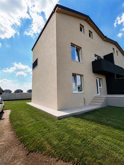 Casă cu 4 camere cu Teren 200 Mp în Prelungirea Ghencea