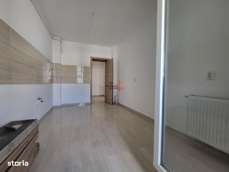 Apartament cu 3 camere decomandat în Theodor Pallady