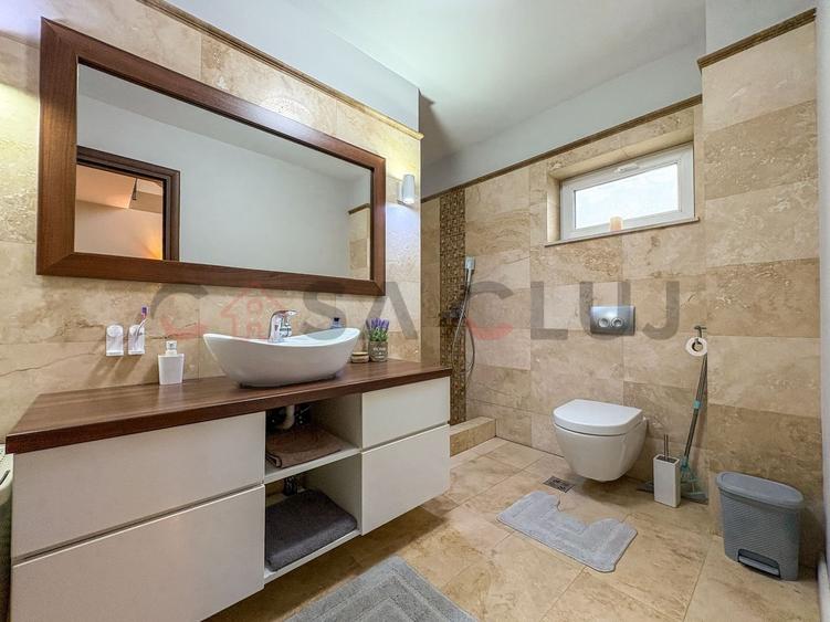 Casă individuală cu 4 camere cu Canalizare în Dezmir