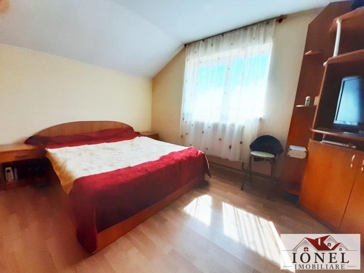 Casă individuală cu 4 camere cu Canalizare în Vințu de Jos