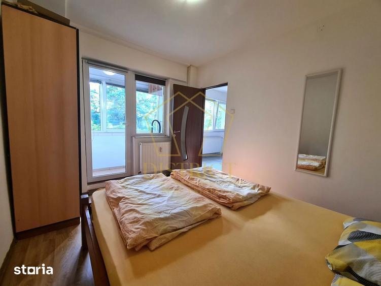 Apartament cu 3 camere semidecomandat în Dacia