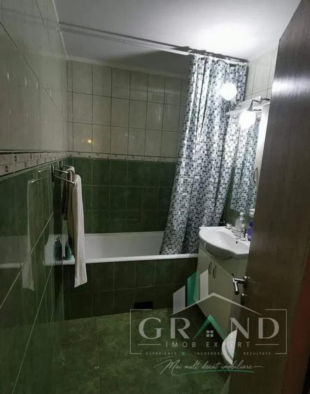 Apartament cu 3 camere decomandat, mobilat în Mărăști