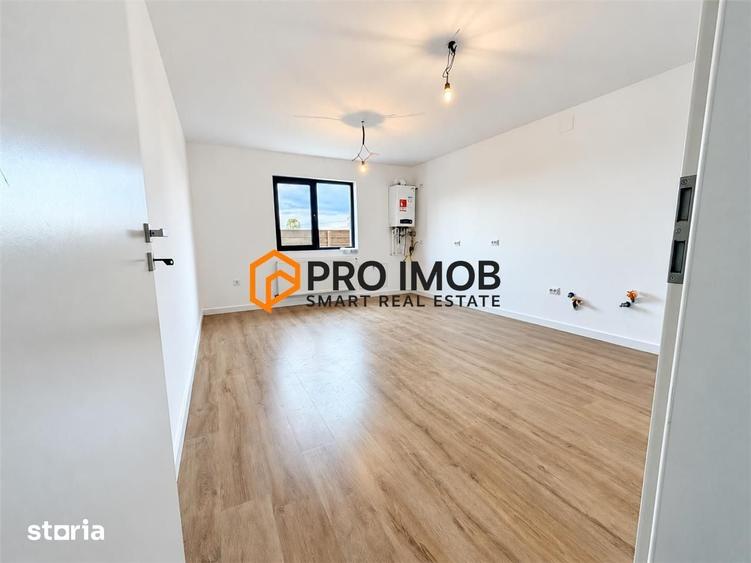 Casă cu 4 camere cu Teren 400 Mp în Răzvad