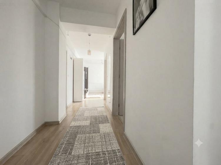 Apartament cu 3 camere decomandat în Bucium