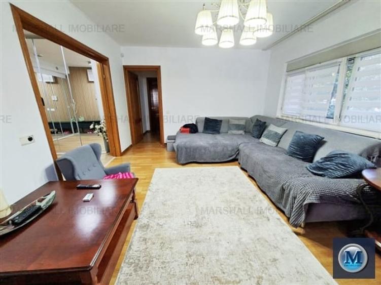 Apartament cu 4 camere decomandat în Gheorghe Doja