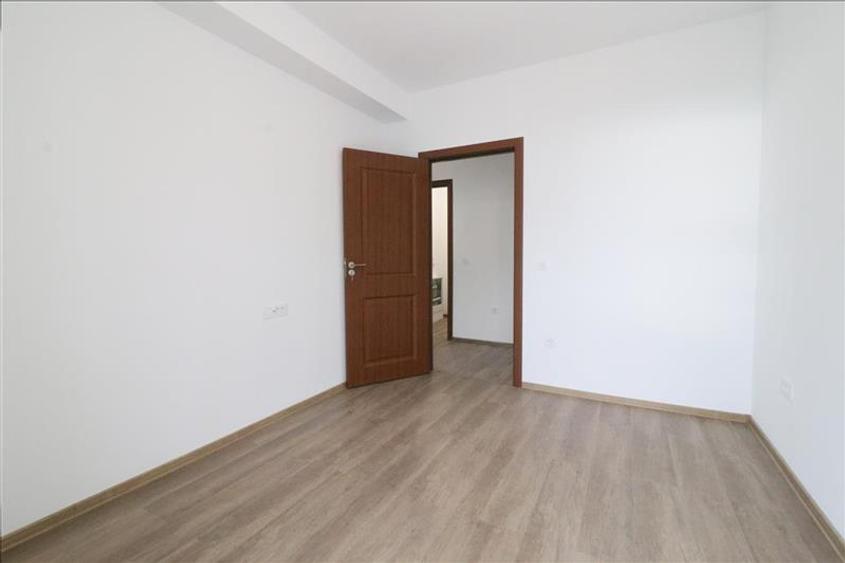 Apartament cu 4 camere decomandat în Păcurari