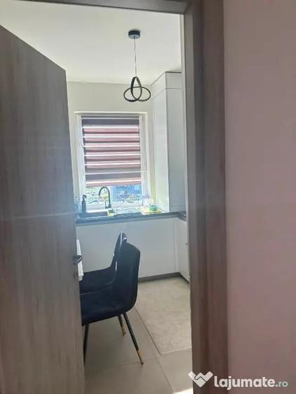 Apartament de 2 camere zona TRACTORUL,Str Nicolae Labis, - 8