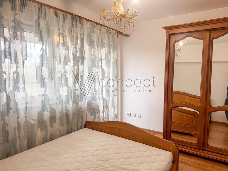 Apartament cu 3 camere decomandat în P-ța Unirii