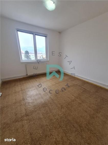 Apartament cu 2 camere decomandat în Dârste