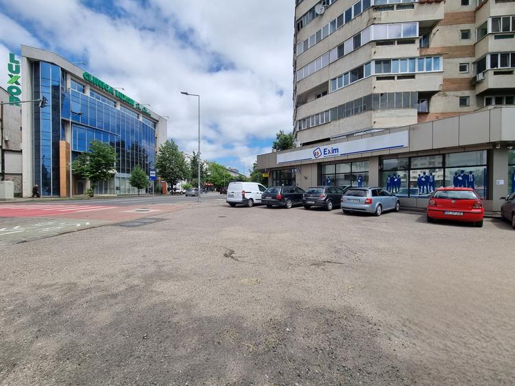 Apartament cu 2 camere decomandat în Ultracentral